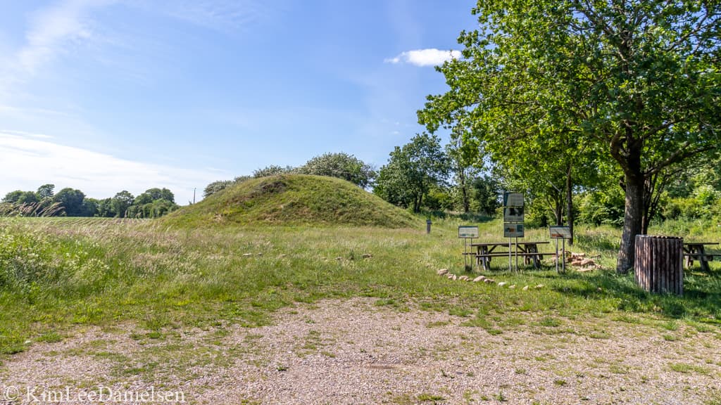 Grave of the Skrydstrup Woman