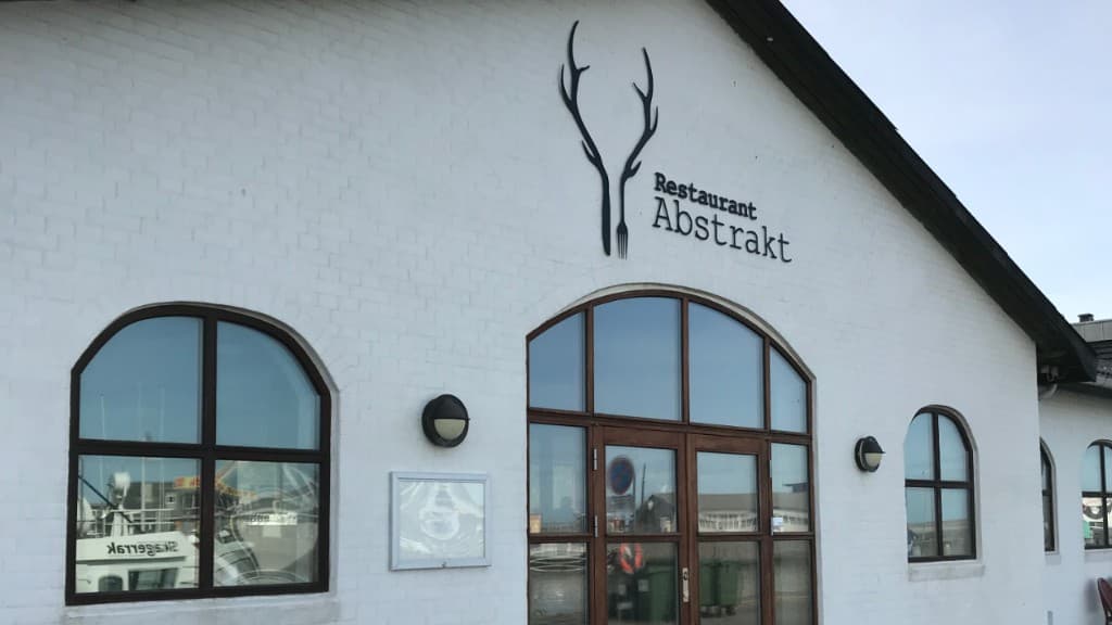 Restaurant Abstrakt (at the harbor)