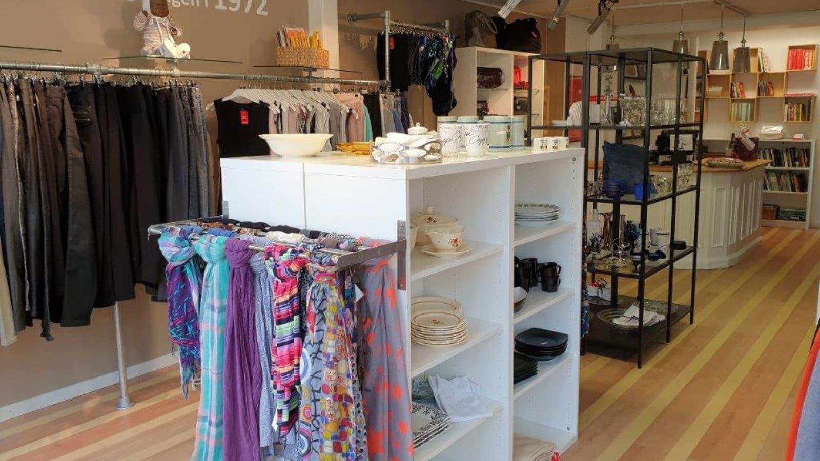 Folkekirkens Nødhjælp Charity-Shop
