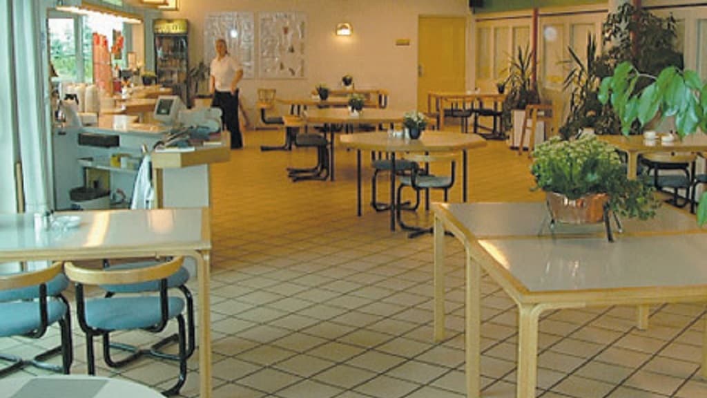 Shell Motel and Restaurant