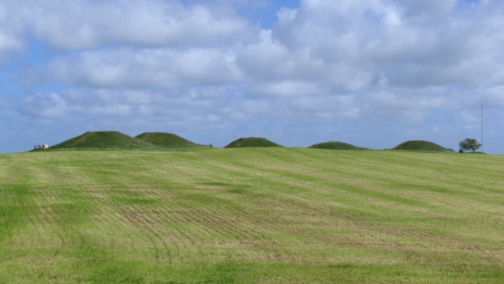 The Burial mounds, Frendrup Nihøje