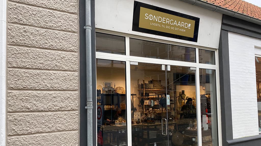 SØNDERGAARD F