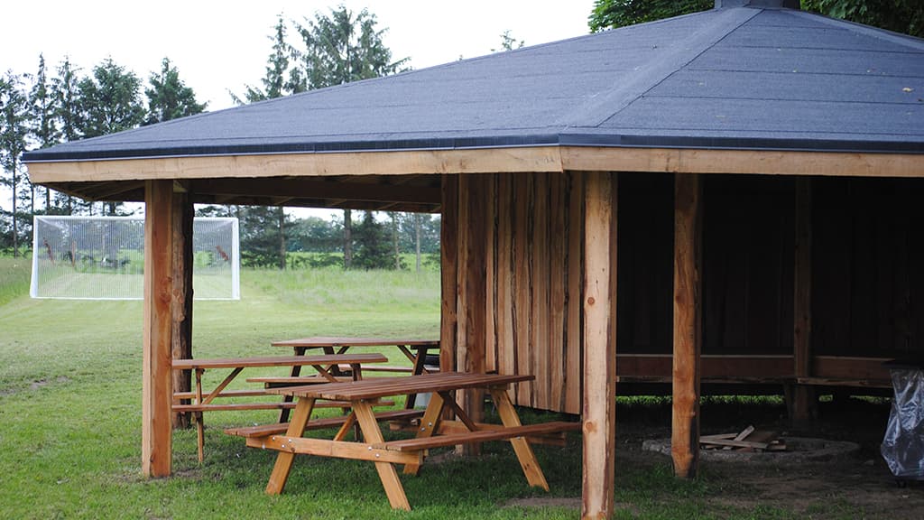 Shelter by Vejen Football Golf
