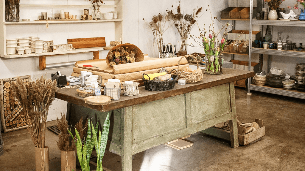 The counter in the farm shop at Tinnetgaard