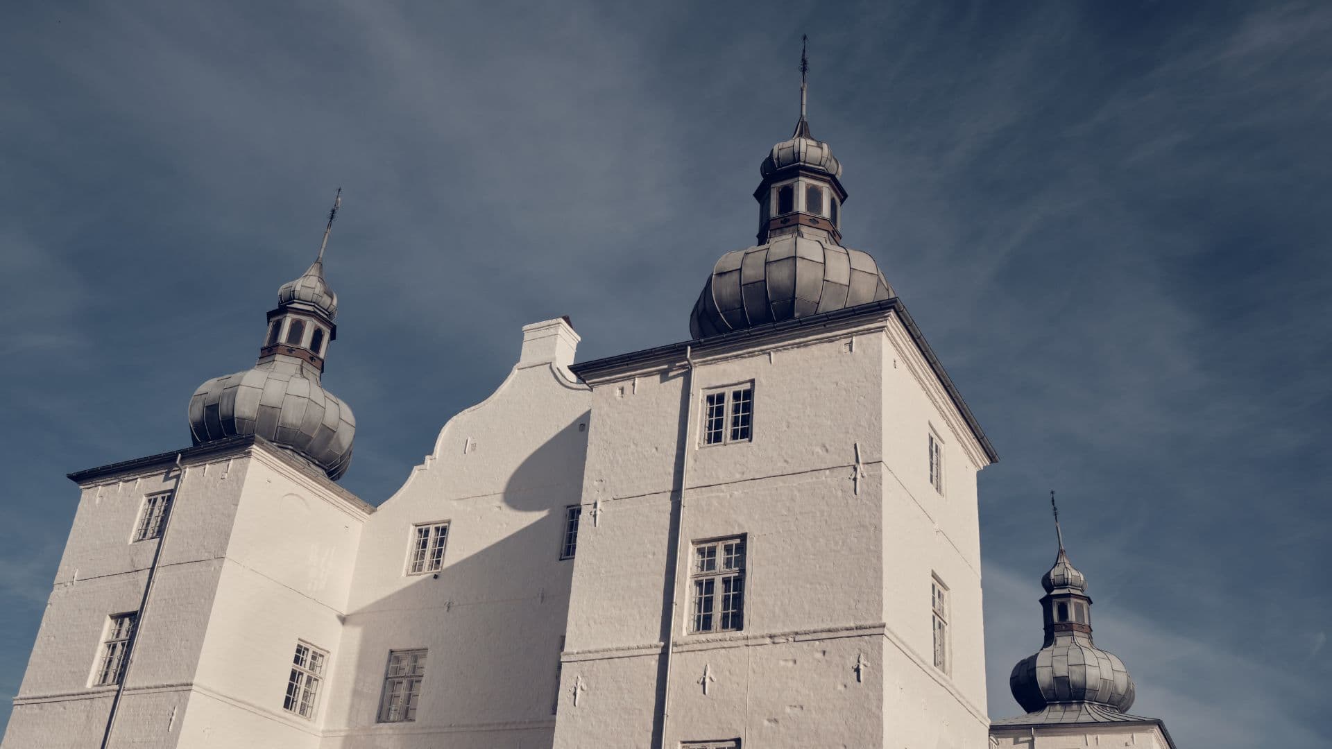 Picture of towers at Engelsholm Castle
