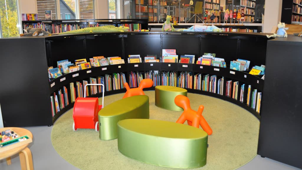 Jelling Public Library