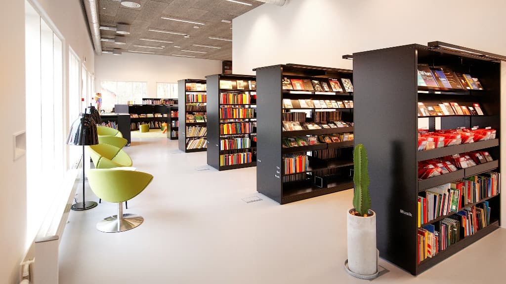 Jelling Public Library