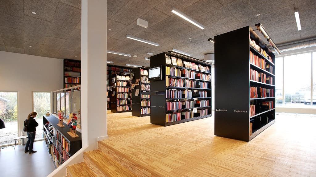 Jelling Public Library