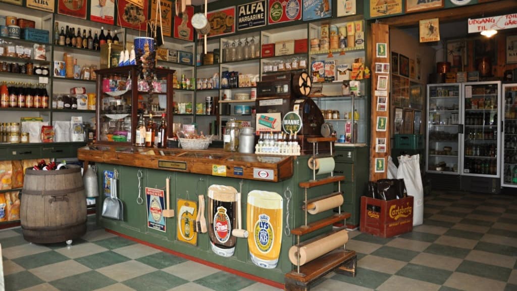 Old grocer’s shop Bindeballe Købmandsgård