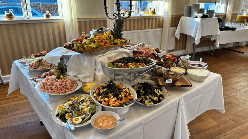 Brunch buffet, Restaurant Rold Gl. Kro