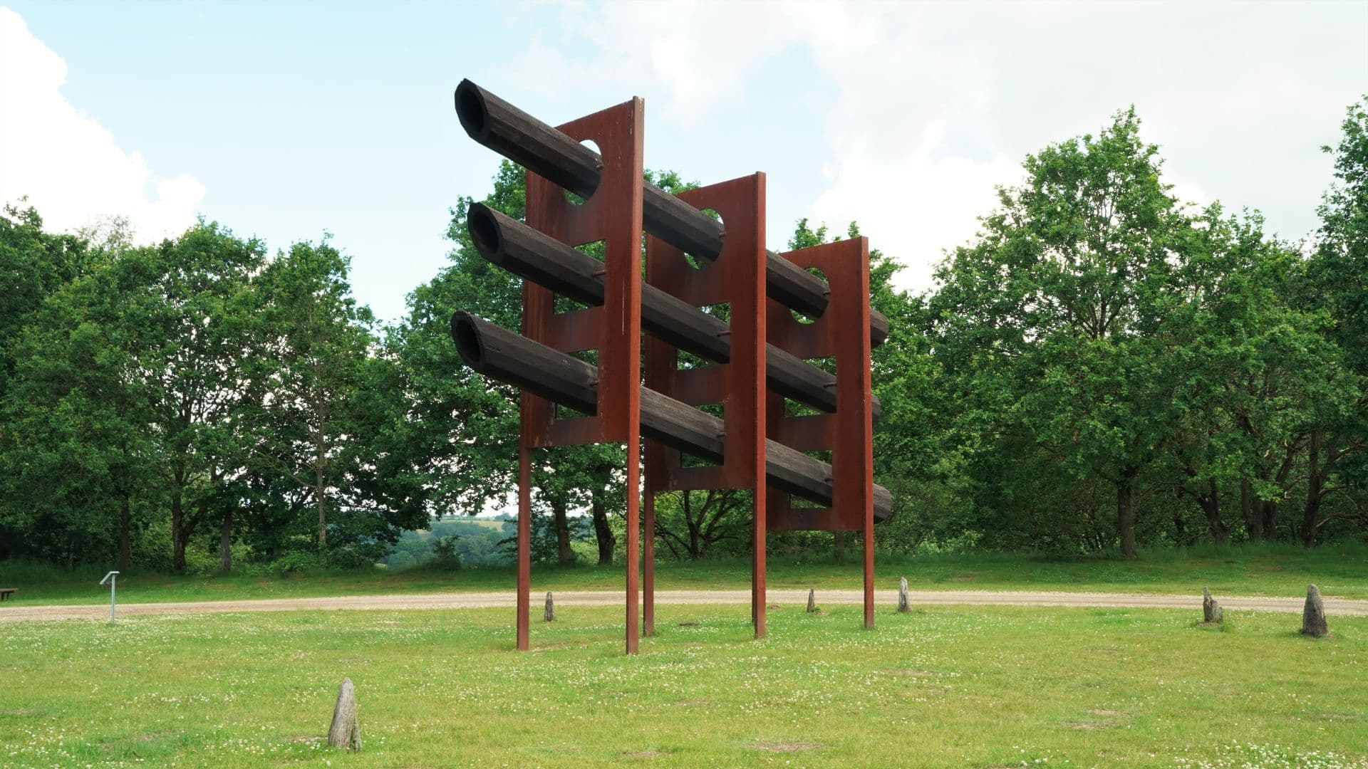 Tørskind Gravel Pit: Landscape Sculpture by Robert Jacobsen - Jean Clareboudt